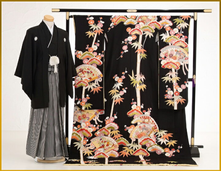 五十路長襦袢 楽天市場】レンタル 黒引き振袖 着物 神社婚 和装 1AJ0361 扇面に松竹梅 花柄 鶴 古典 お嫁さん クラシック レトロ モダン 記念日 お祝い  結婚式 おしゃれ 花嫁衣裳レンタル フルセットレンタル : 京都かしいしょう