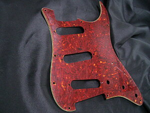Montreux Retrovibe Parts Real Celluloid 70's SC pickguard Relic 256
