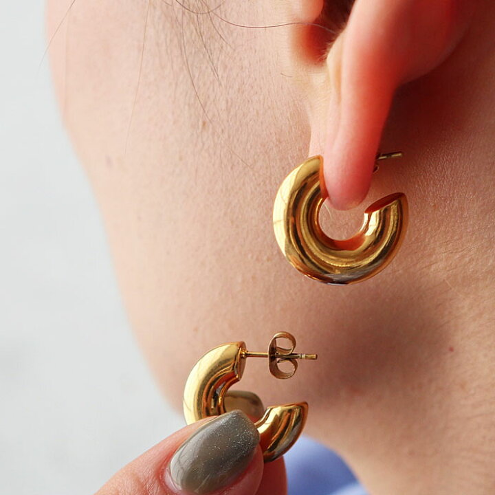 楽天市場】ぷっくりボリュームサージカルフープピアス/重厚感/シルバー  