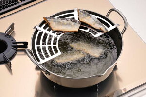 【送料無料】【鍋日本製】油切りコーナー【揚げ物鍋20〜24cm対応天ぷらなべ】下村企販33613【D】【B】