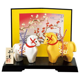 【予約受付中】＜11月下旬頃 入荷予定＞ 干支 午 置物 馬 うま 2026年/ 開運金銀紅白梅福午 /粗品 販促 景品 縁起 町内会 敬老会 神社 寺社 年末 年始 家庭用 業務用