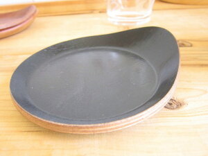 こちらは1個の値段です ナチュラル ウッドコースター ブラック 木製 コースター 茶托 耳付 人気 ウッドバーニング