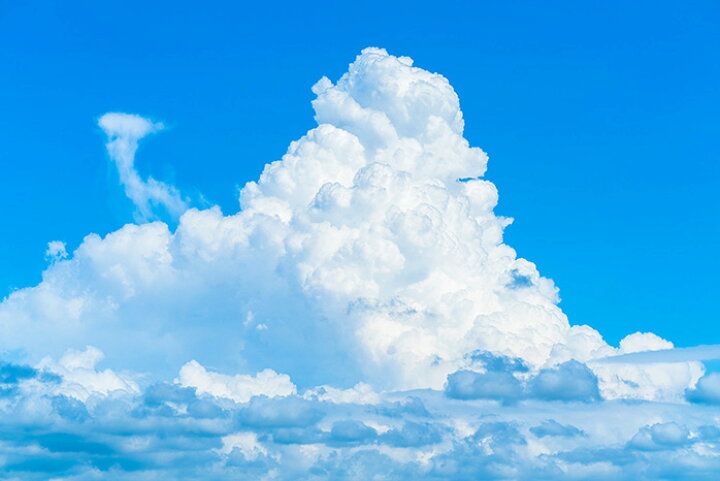 楽天市場 オーダー壁紙 壁紙 空 おしゃれ 写真 自然 雲 入道雲 スカイ クラウド 癒し 貼りやすい デザイン 防カビ 日本製 国産 リメイク 模様替え 店舗 天井 部屋 寝室 キッチン リビング トイレ 美しい 風景 景色 白 ブルー かべがみはるこ そらのした