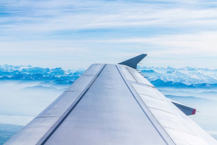 楽天市場 飛行機 雲 空 青空青 ブルーの壁紙 輸入 カスタム壁紙 Photowall Aircraft Wing 貼ってはがせるフリース壁紙 不織布 海外取り寄せのため1カ月程度でお届け 代引き 後払い不可 壁紙屋本舗 カベガミヤホンポ