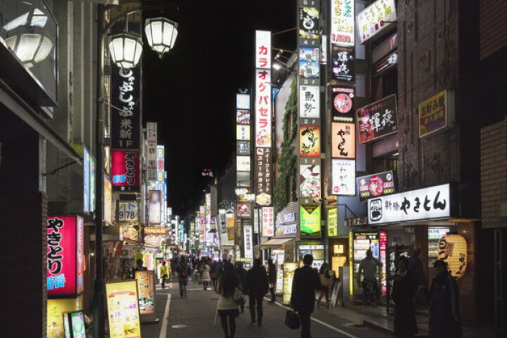 楽天市場 東京 渋谷 繁華街の壁紙 輸入 カスタム壁紙 Photowall Shibuja At Night Tokyo 貼ってはがせるフリース壁紙 不織布 海外取り寄せのため1カ月程度でお届け 代引き 後払い不可 壁紙屋本舗 カベガミヤホンポ