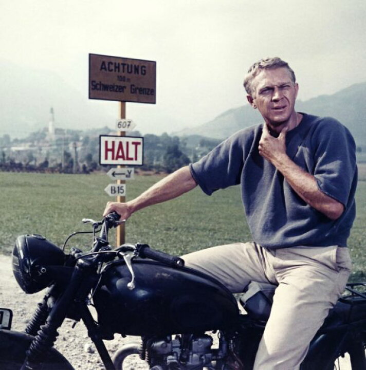 楽天市場 大脱走 映画 スティーブ マックイーンの壁紙 輸入 カスタム壁紙 Photowall Great Escape Steve Mcqueen 貼ってはがせるフリース壁紙 不織布 海外取り寄せのため1カ月程度でお届け 代引き 後払い不可 壁紙屋本舗 カベガミヤホンポ