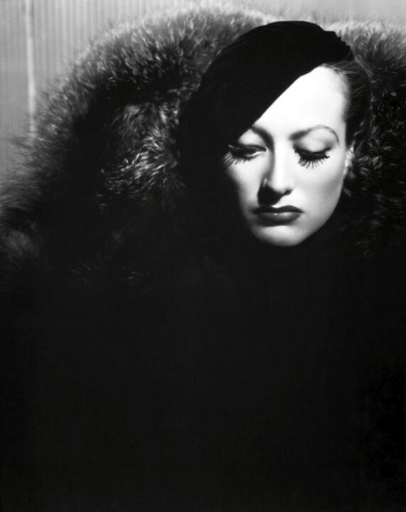 楽天市場 令嬢殺人事件 映画 モノクロ 白黒 ジョーン クロフォードの壁紙 輸入 カスタム壁紙 Photowall Letty Lynton Infographics 貼ってはがせるフリース壁紙 不織布 海外取り寄せのため1カ月程度でお届け 代引き 後払い不可 壁紙屋本舗 楽天市場 令嬢殺人事件 映画 モノクロ 白黒 ジョーン クロフォードの壁紙 輸入 カスタム壁紙 Photowall Letty Lynton Infographics 貼ってはがせるフリース壁紙 不織布 海外取り寄せのため1カ月程度でお届け 代引き 後払い不可 壁紙屋本舗