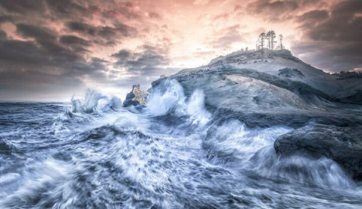 楽天市場 海 波 空 ピンクの壁紙 輸入 カスタム壁紙 Photowall Crashing Sea Cape Kiwanda 貼ってはがせるフリース壁紙 不織布 海外取り寄せのため1カ月程度でお届け 代引き 後払い不可 壁紙屋本舗 カベガミヤホンポ