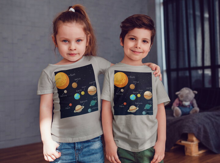 tシャツ キッズ 半袖 白地 デザイン 110 120 130 140 150 Tシャツ ティーシャツ T shirt 015996 太陽系　宇宙　惑星