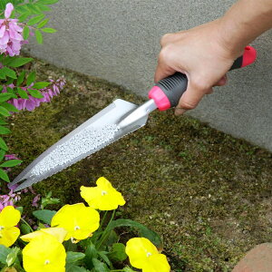 \20名様限定クーポン配布中/【LINE登録300円OFFクーポン】植替え職人 頑丈根切り スコップ SV-6131 【 送料無料 植え替え 滑りにくい 錆びにくい 土 空気混入 セーブインダストリー 】