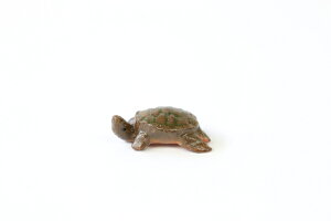 ~j`A@T()2.3×s1.6×0.7cm