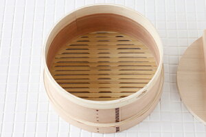  a { 30cm(Oa)[2](W͕t܂)