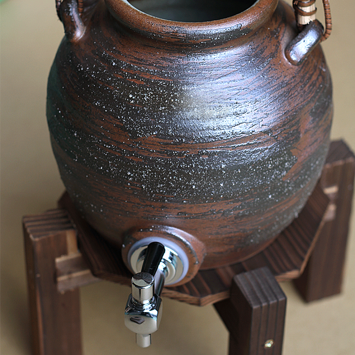 信楽焼 焼酎サーバー 8〜9リットル 居酒屋にて使用