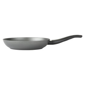 【送料無料】【貝印】tvsSOLIDAチタンコートフライパン26cm