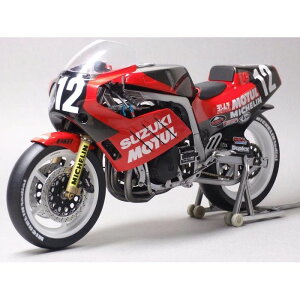 1/12 �o�C�N�V���[�Y No.2 ���V�����E�X�Y�L GSX-R750 1986�N�鎭8�σ��[�X�d�l �t�W�~�͌^ 4968728141268