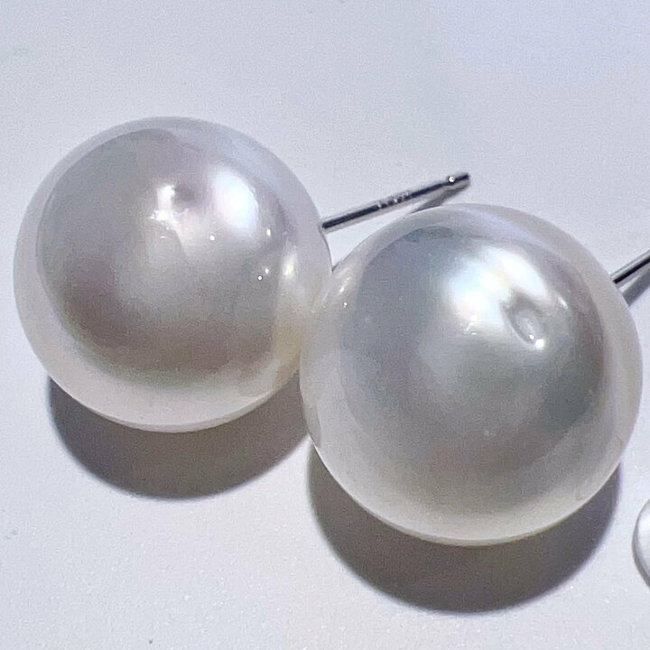 楽天市場】Pt900 天然 白蝶 南洋 パール ピアス 12.8mm 6.3g 本真珠 