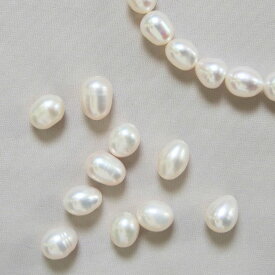 淡水パール ポテト大 両穴（通し穴）【約5.0×7.0mm/2個】#502 ホワイト