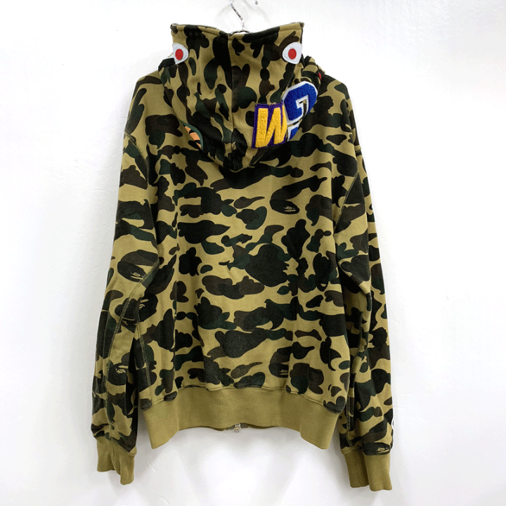 楽天市場】【中古】A BATHING APE アベイシングエイプ 1st CAMO SHARK