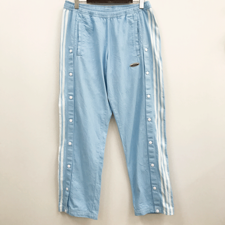 【adidas アディダス】R.Y.V. デニムセットアップ オリジナルス adidas（アディダス）の「R.Y.V. デニムジャケット / アディダス