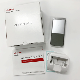 【中古】 docomo arrows F-03L【白ロム】【353041103606924】【利用制限:○】【8.1.0】《スマホ・山城店》