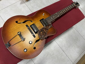 Godin Guitar �S�_���M�^�[ 5th Avenue CW Kingpin II HB Cognac Burst �t���A�R �A�R�M �W���Y �G���L �y�� ���������� �� jazz music �@��