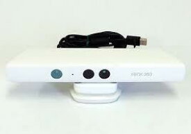 中古 【送料無料】【中古】Xbox 360 Kinect センサー ホワイト キネクト 本体 カメラ