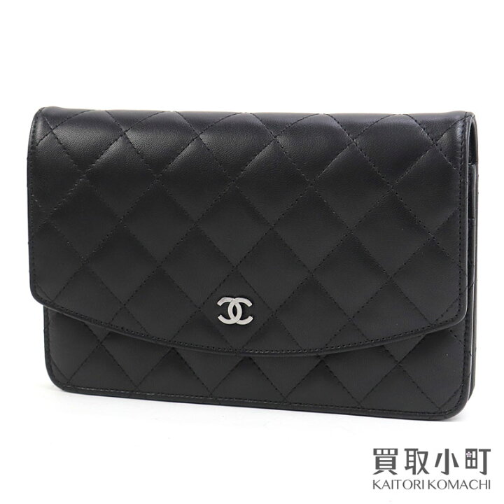 美品 CHANEL マトラッセ ブリリアント エナメル 折り財布 シルバー金具