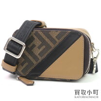 楽天市場】Fendi camerabagの通販