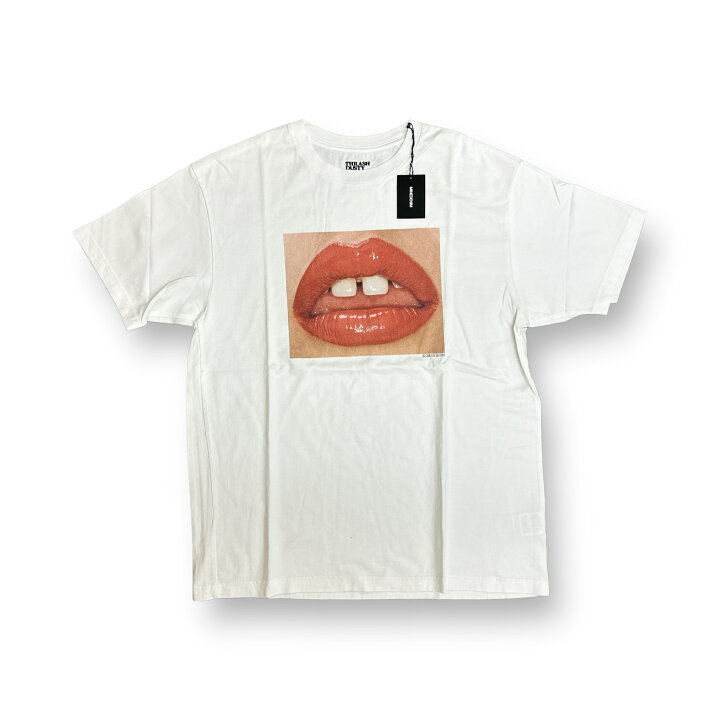 楽天市場】MINEDENIM × Carlijn Jacobs × Stie-lo Lips T-Shirt リップ 
