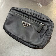 PRADA・プラダ Re-Nylon xサフィアーノレザー ベルトバッグ 状態A カバン 2VL977 ブラック メンズ （2351…
