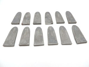 鍛冶助 手造り鉄のクサビ 幅20ミリ 全長46ミリ 厚4,4ミリ JAN 4573306172147 小 クワ 備中 農耕 農業 楔薪割り くさび