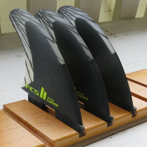 �y�|�C���g20�{�zFCSII Carver PC Carbon Medium Black/Acid Tri Retail Fins�T�[�t�B�� �g���C�t�B�� �V���[�g�{�[�h �t���� FCS2