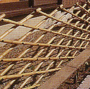 竹製花垣 花壇の柵に、朝顔の支柱に便利です。