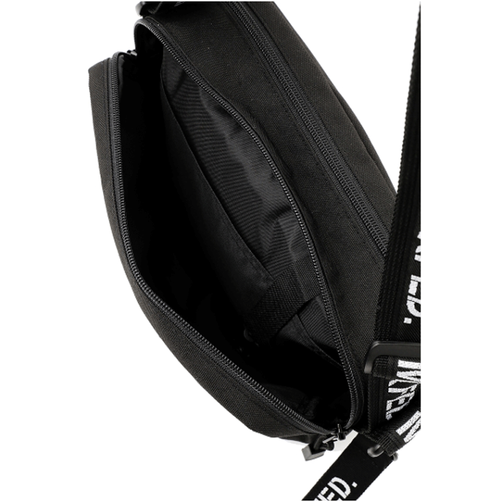 楽天市場】ミルクフェド ショルダーバッグ NEO LOGO TAPE SHOULDER BAG