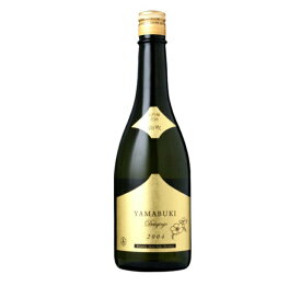 【製造年月より1年経過になるため20%OFF】大吟醸古酒 山吹 720ml 金紋秋田酒造 秋田県 日本酒 古酒 2004年瓶詰め ゆっくり熟成 蔵熟成 極滑らか ふっくらとした甘み 深い余韻 秋田県産美山錦使用 alc17.0% 日本酒度0 酸度1.2 協会9号酵母使用