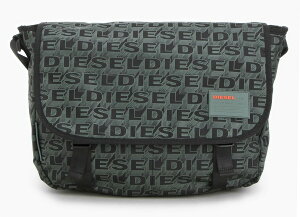 未使用級　DIESEL ディーゼル　メッセンジャーバッグ　ブラック　ビッグロゴ