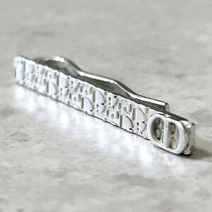 DIOR HOMME fBI[ICDVOl`[YX^[OVo[^CsOtBbNfBI[Iu[NJWAWPbgtH[}X[cɎlN^Cs wʃXC