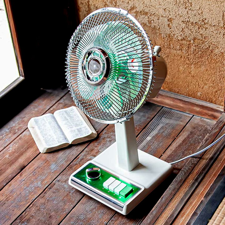 楽天市場】昭和レトロミニ扇風機 和室の畳にも合うオシャレ卓上扇風機 