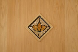 ステンドグラス パネル 住宅用 ひし形向きつぼみ 2種のコハク 12cm×12cm【ステンド 室内窓 小窓 花 ドア 明かり採り】