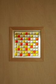 フュージング 住宅用ガラスパネル モザイク柄シリーズ イエロー×オレンジ 12cm×12cm 【ステンドグラス工房直販 ドア 扉 明かり採り 小窓 新築 改築 新生活 リフォーム インテリア 建材パーツ 空間アクセント 室内装飾 壁装飾】