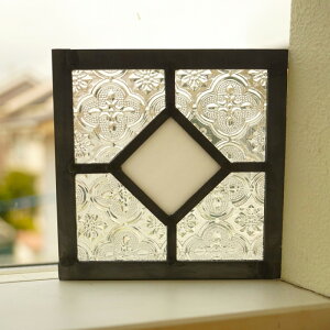 ステンドグラス パネル 住宅用 正方形ダイヤ ホワイト 12cm×12cm【ステンド 室内窓 壁埋め込み ひし形 フローラガラス 小窓 明かり採り 新築 改築 新生活 リフォーム インテリア 建材パーツ 空