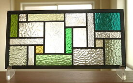 訳あり ステンドグラス 住宅用 19のスクエア グリーン×イエロー×クリア 40cm×20cm　【ステンド 室内窓 壁埋め込み スクエア 小窓 アンティークモチーフ レトロ 明り採り 新築 改築 新生活 リフォーム インテリア 建材パーツ 空間アクセント 室内装飾 壁装飾】