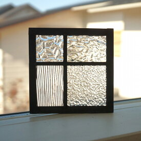 ステンドグラス パネル 住宅用 4つのガラス 格子 4種のクリア 〔12cm×12cm〕