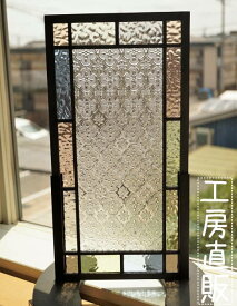 ステンドグラス パネル 住宅用 15のスクエア 淡い色の組み合わせ 〔20cm×40cm〕　