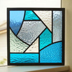 ステンドグラス パネル 住宅用 カーブとストレート ブルーグリーン×ブルー 25cm×25cm 【ステンド 室内窓 壁埋め込み 青緑 小窓 明かり採り 新築 改築 新生活 リフォーム インテリア 建材パーツ 空間アクセント 室内装飾 壁装飾】