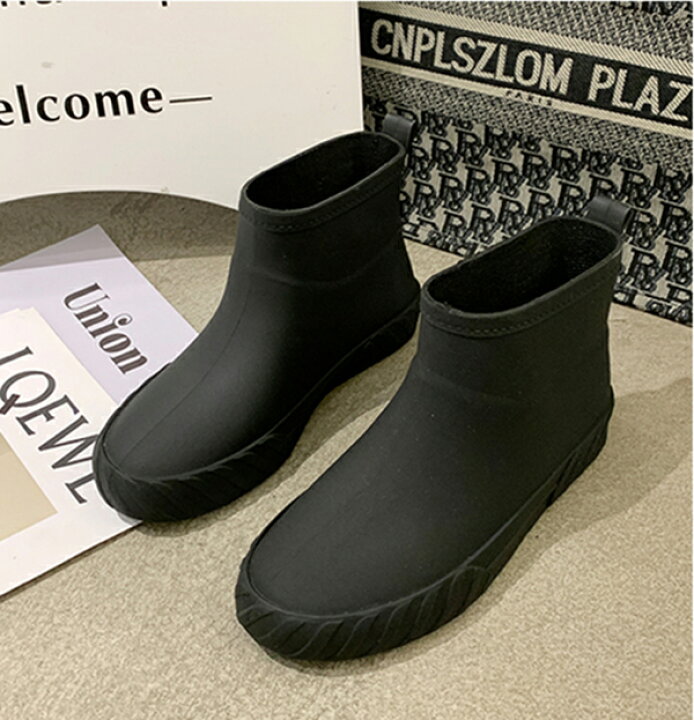 楽天市場】レインシューズ レインブーツ ショート 雨靴 防水 晴雨兼用 滑り止め 梅雨対策 台風 通勤 通学 雨対策 雨具 防滑パターン 耐摩擦 柔らかく 快適 通気性 ショートブーツ レディース 超軽量 ブラック ベージュ 22.5-24.5cm : hooneyz 楽天市場】レインシューズ レインブーツ ショート 雨靴 防水 晴雨兼用 滑り止め 梅雨対策 台風 通勤 通学 雨対策 雨具 防滑パターン 耐摩擦 柔らかく 快適 通気性 ショートブーツ レディース 超軽量 ブラック ベージュ 22.5-24.5cm : hooneyz
