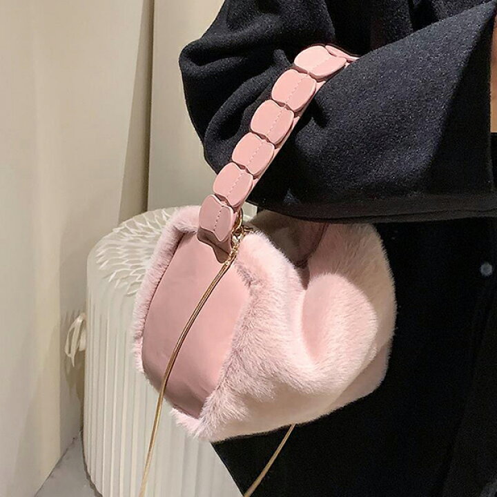 楽天市場】ファーバッグ ショルダーバッグ ふわふわ 可愛い ミニバッグ 