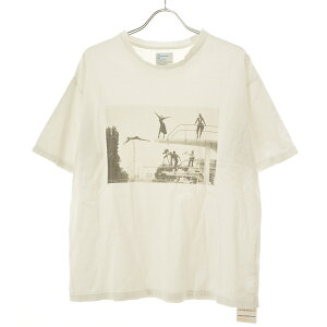 THE INTERNATIONAL ART COLLECTION