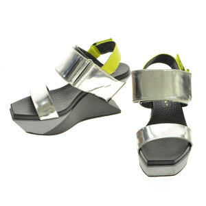 UNITED NUDE