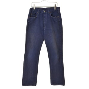 LEVIS